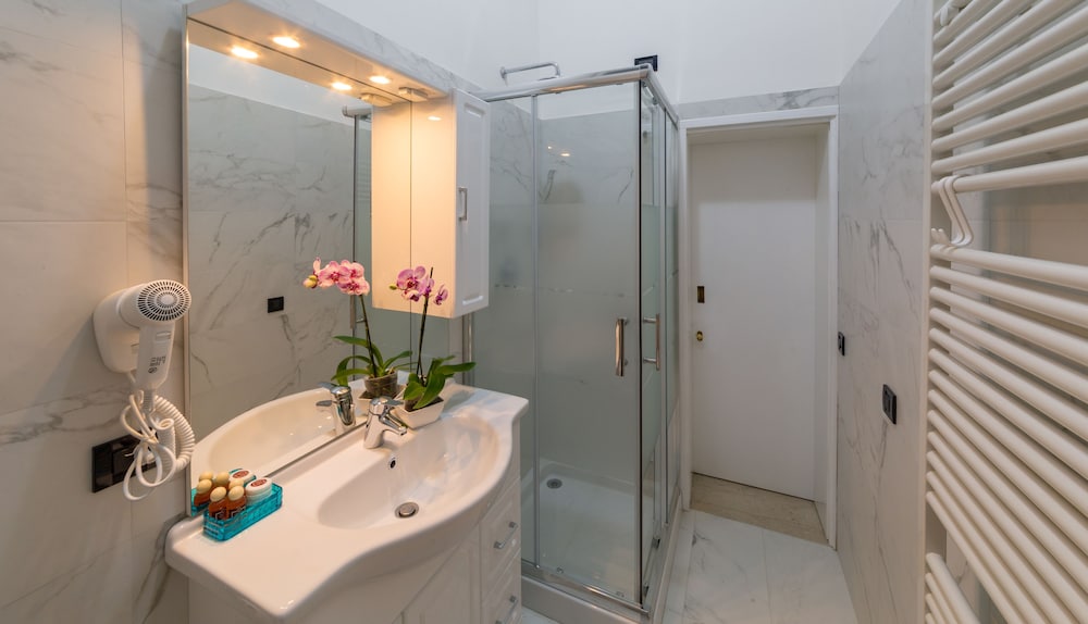 Friendly Venice Suites 46/48