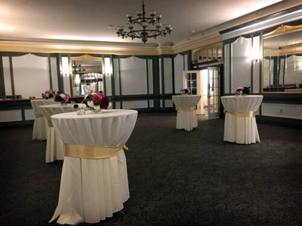 Hotel Leo 6/44