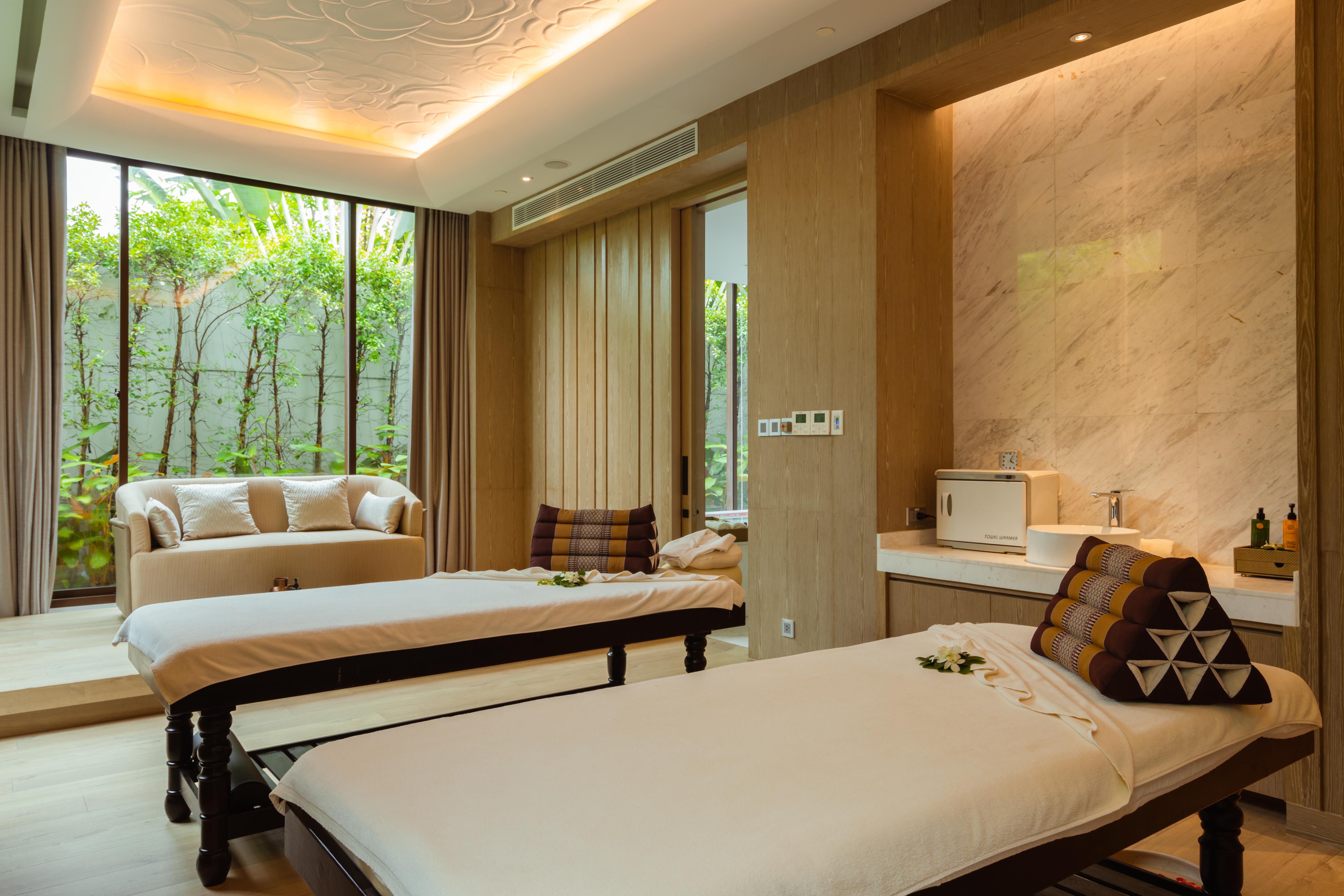 Intercontinental Phuket Resort 20/82