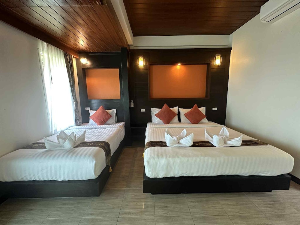 The Sea At Lanta Hotel 17/50
