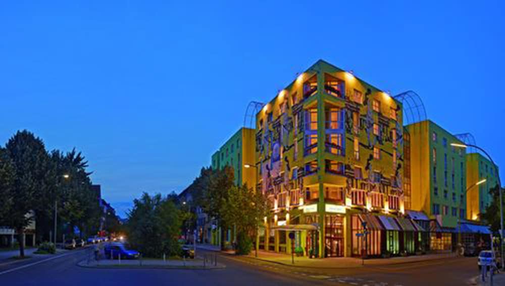 PLAZA INN Berlin-Charlottenburg 4/64