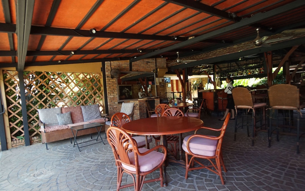 Bougainvillea Terrace House 25/37
