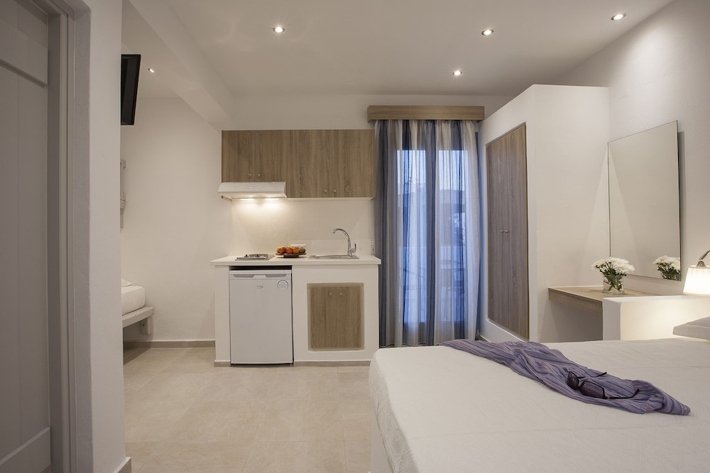 Colosseo Studios & Apartments 14/41