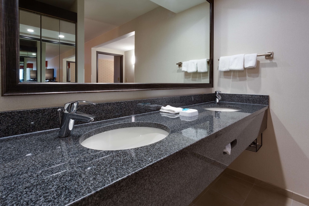 Drury In And Suites Denver Near the Tech Center 41/42