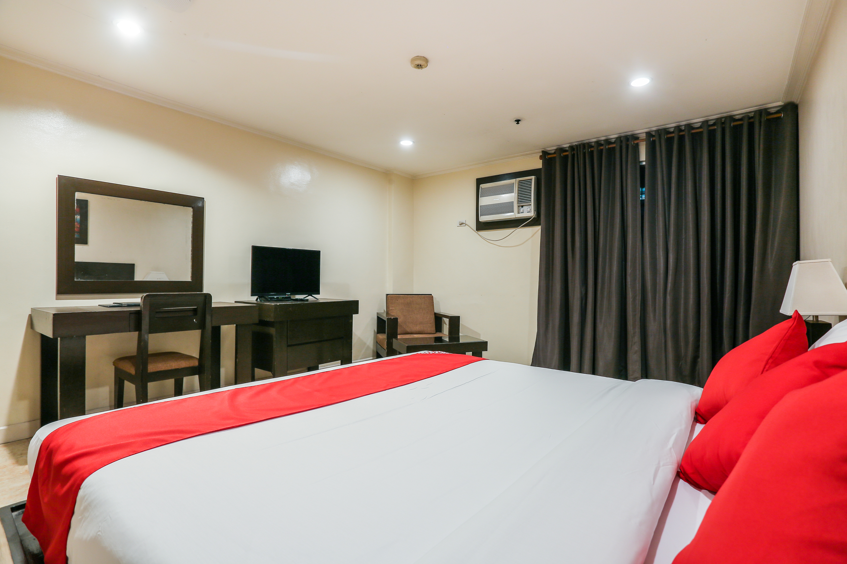 Paragon Tower Hotel 36/50