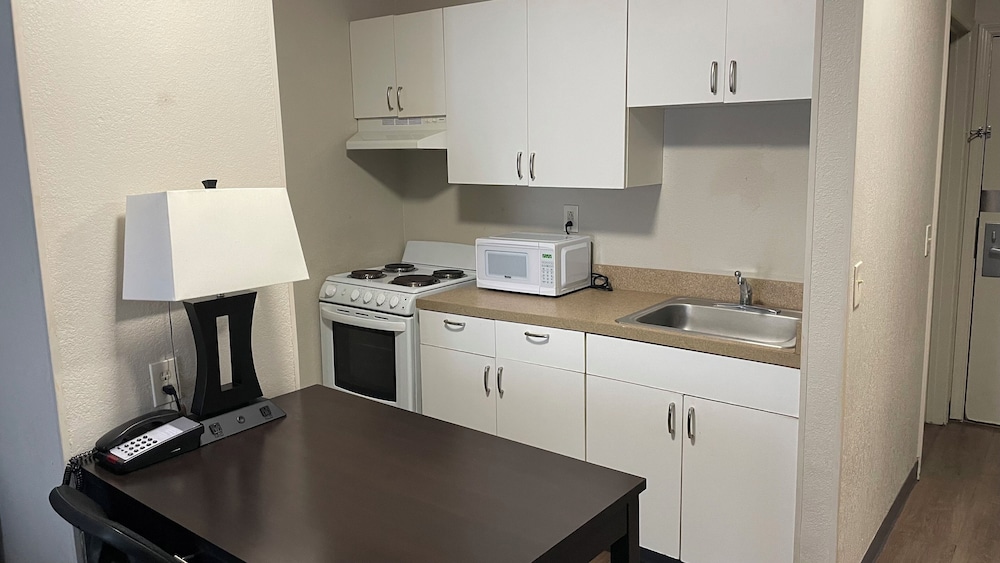 Sonesta Simply Suites Memphis 34/50