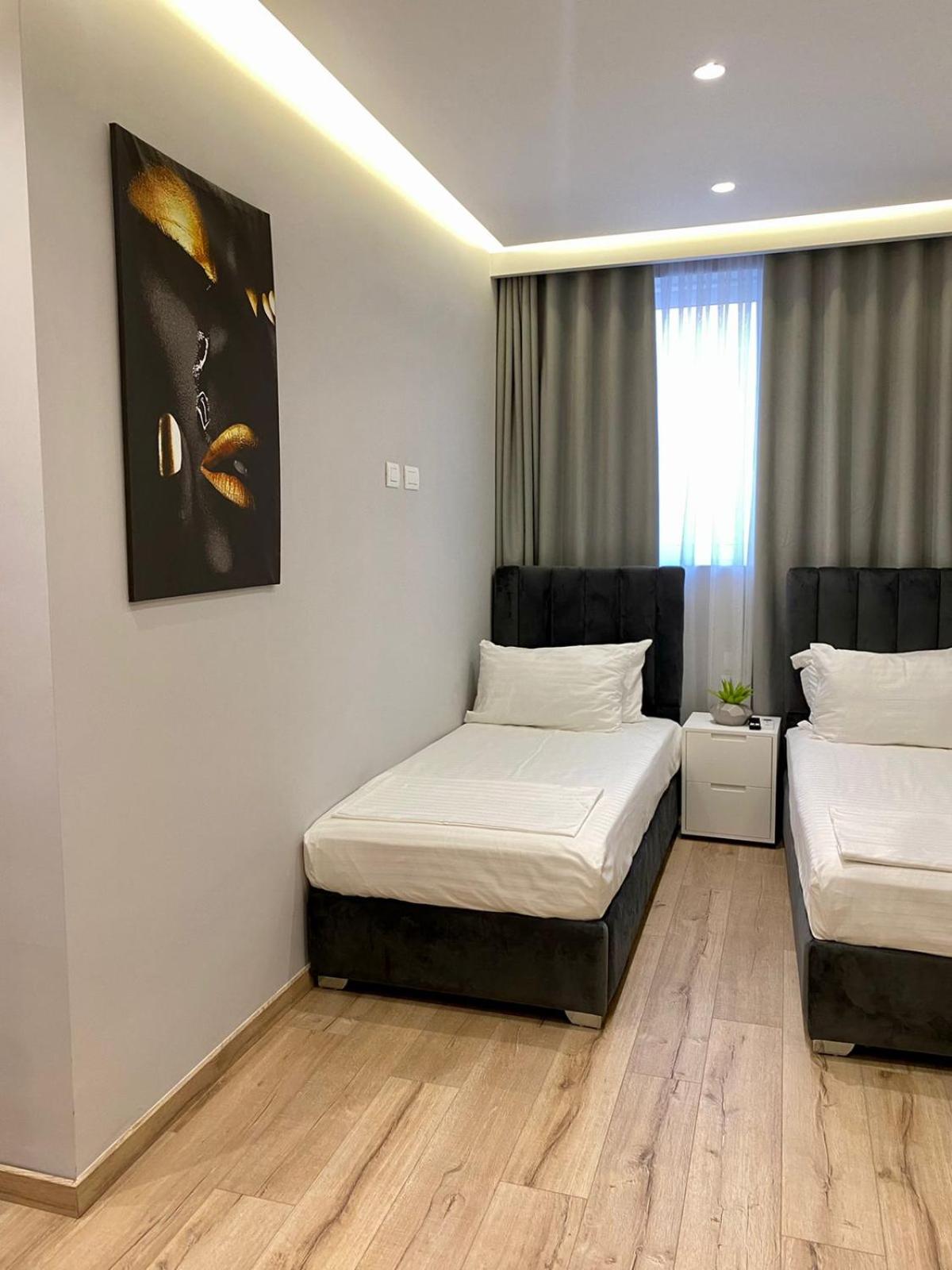 Primo Hotel 15/45