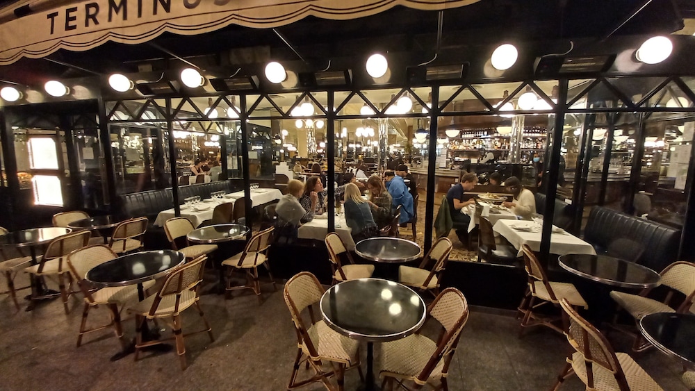 Hotel de Paris Nord 31/33