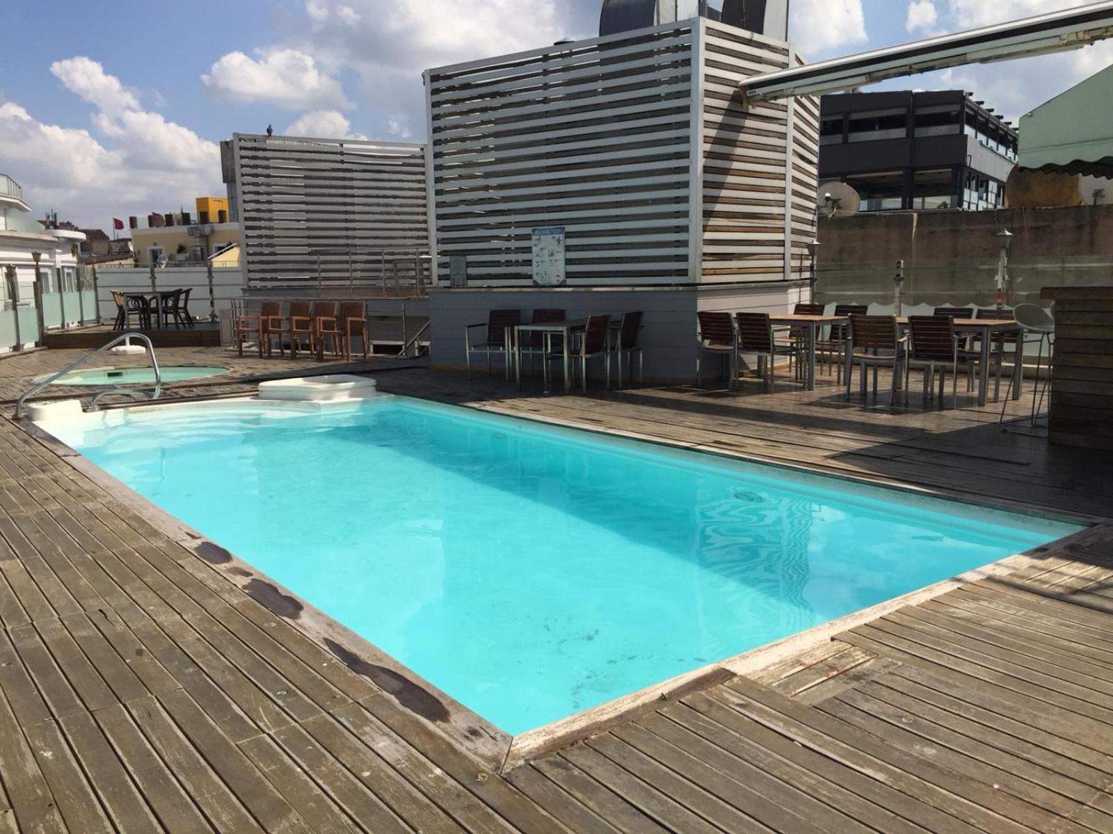 Grand Medya Hotel 38/43