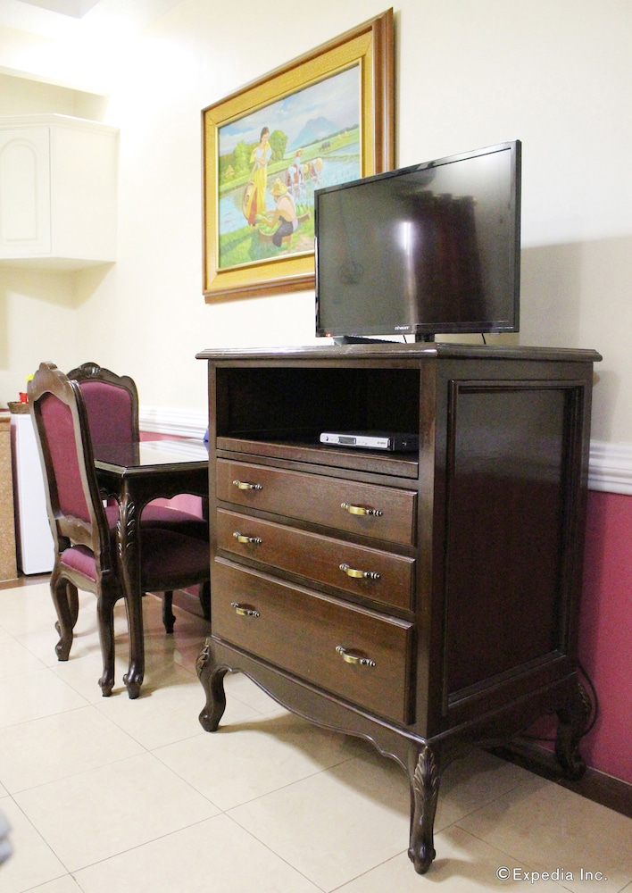 Kokomo's Suites Hotel 30/39
