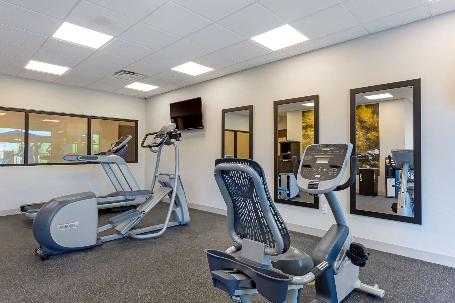 Best Western Plus Executive Residency Phoenix North Happy Valley 34/48