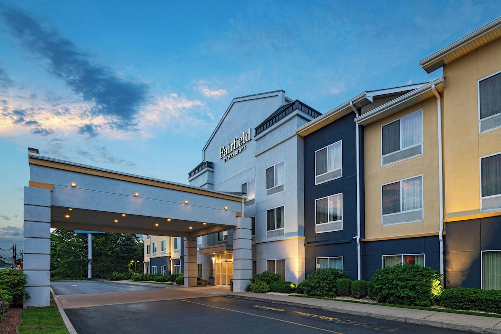 Fairfield Inn Suites By Marriott Edison South Plainfield in EDISON - NJ