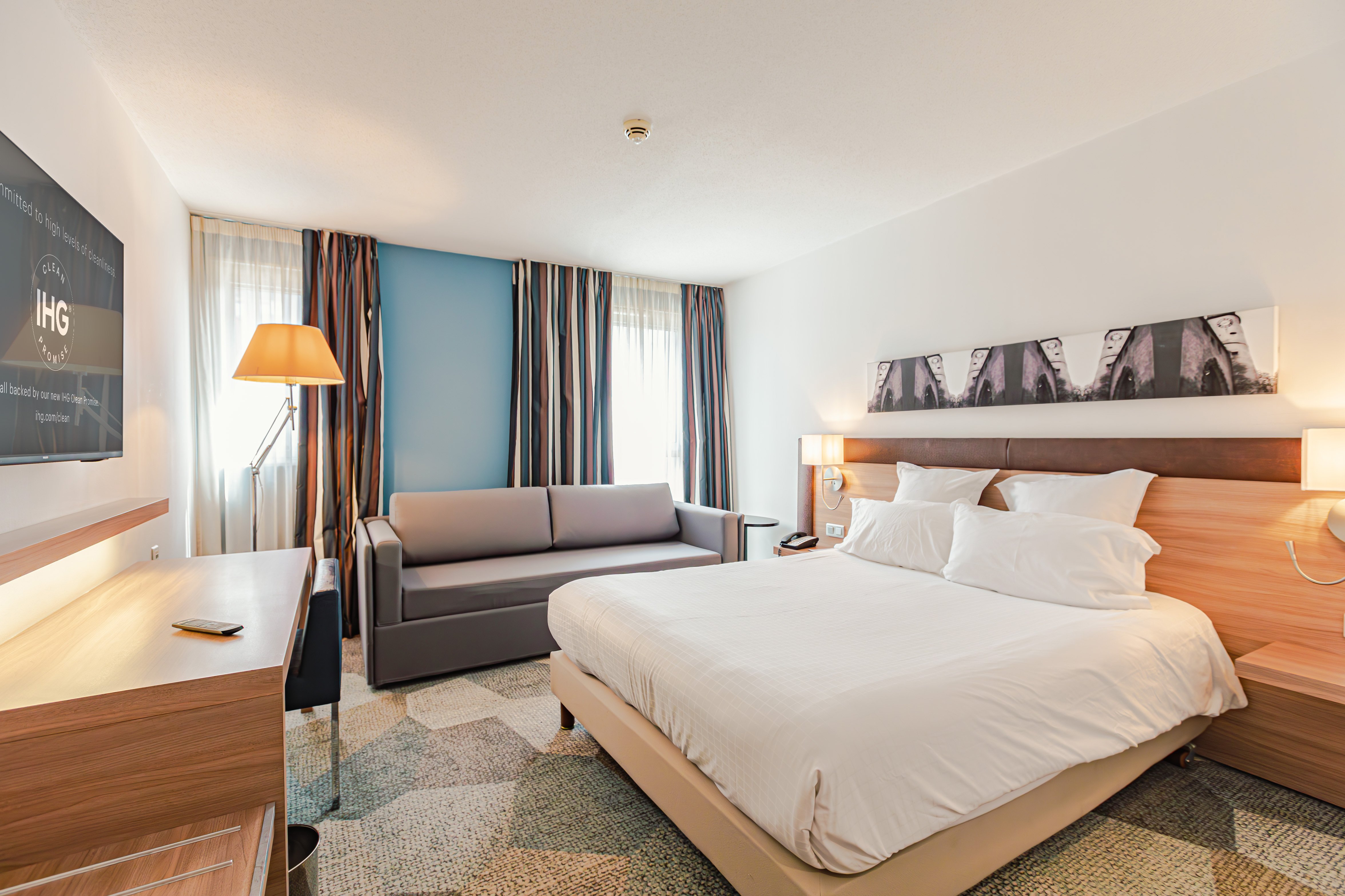 HOLIDAY INN MULHOUSE 14/50