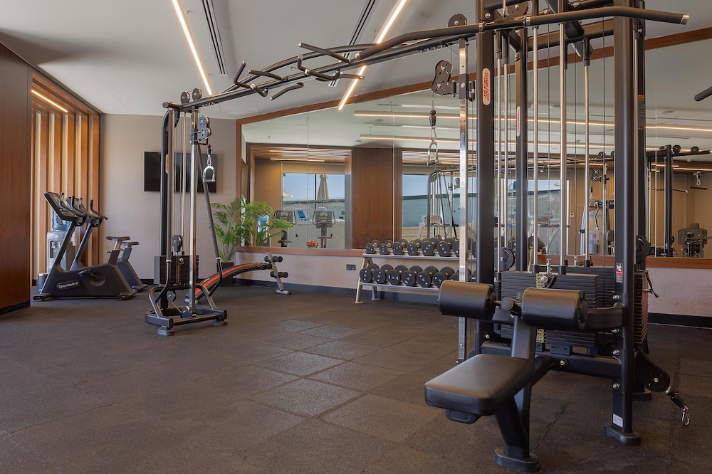 Radisson Blu Hotel Amman, Galleria Mall 25/50