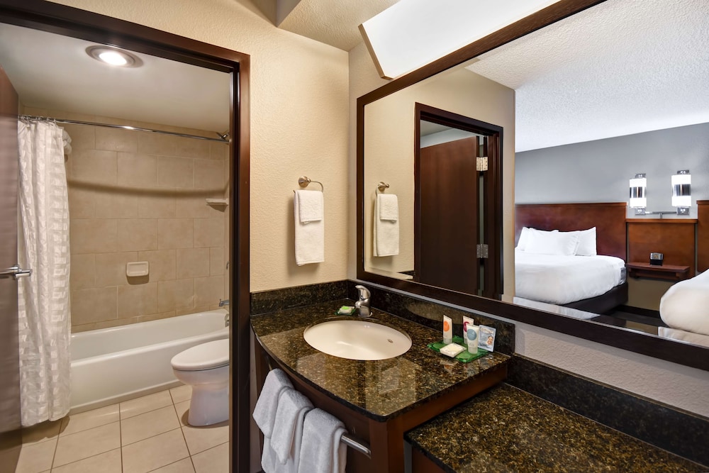Hyatt Place Phoenix Gilbert 47/50