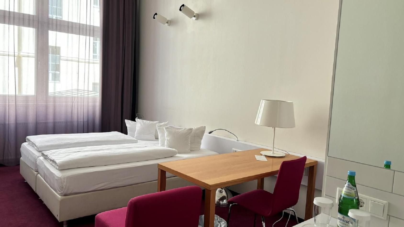 Superior, King Bed