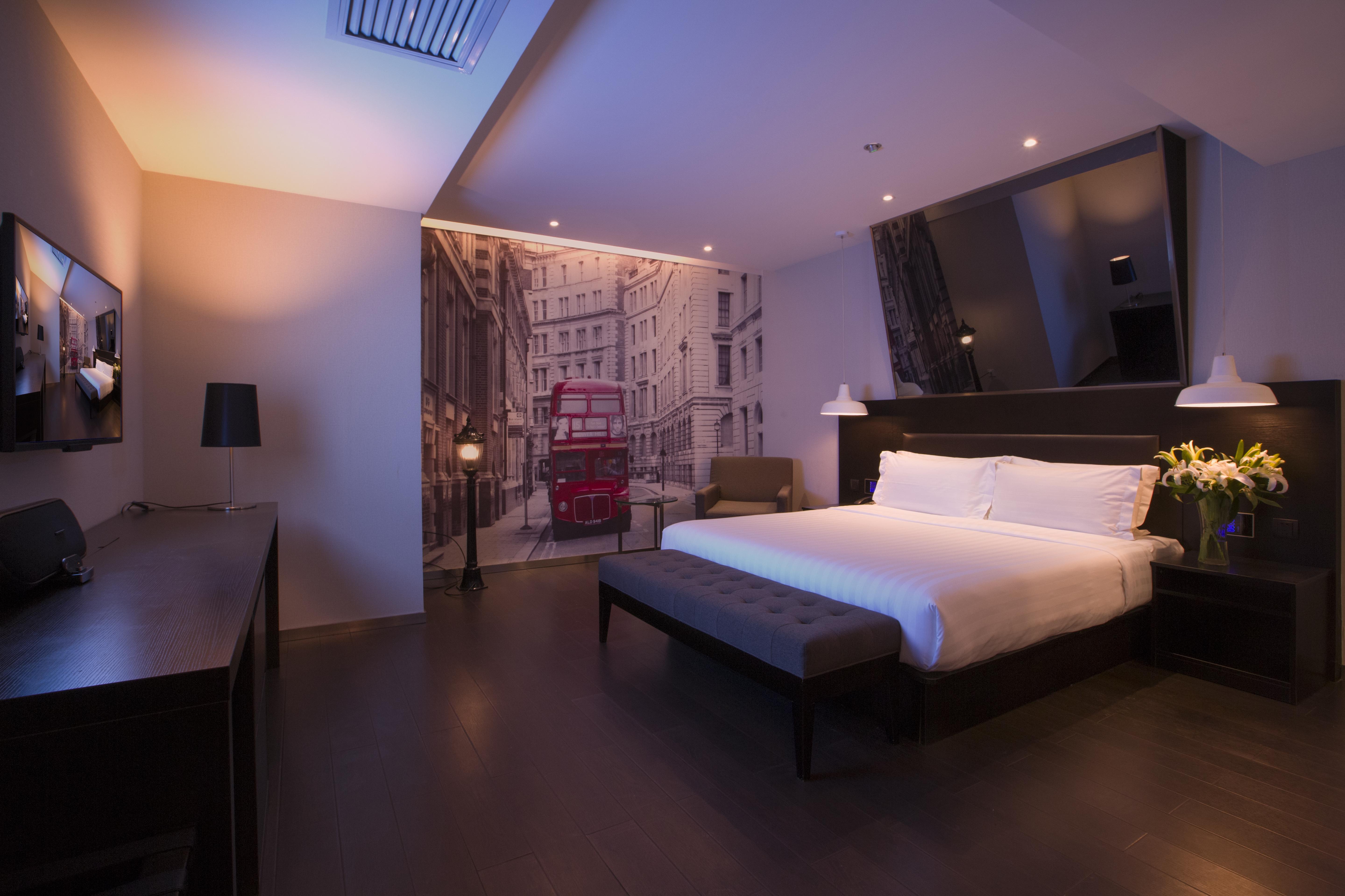 Orange Hotel Select 13/38