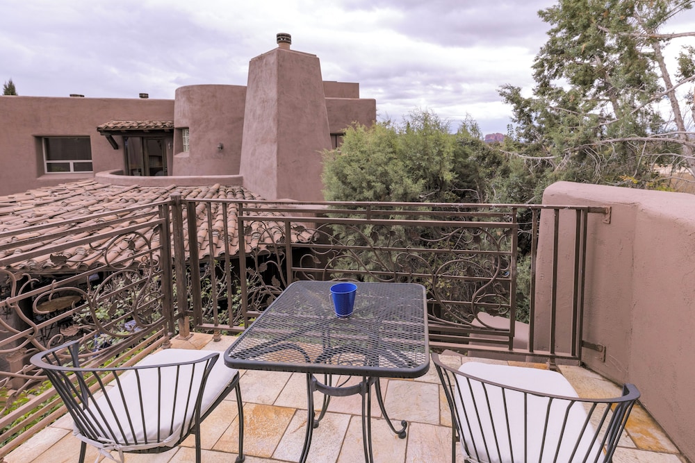 Adobe Grand Villas 62/73