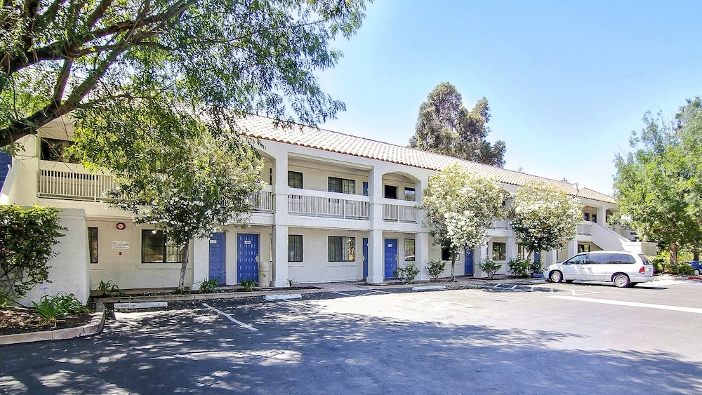 Motel6 Thousand Oaks, CA 44/49