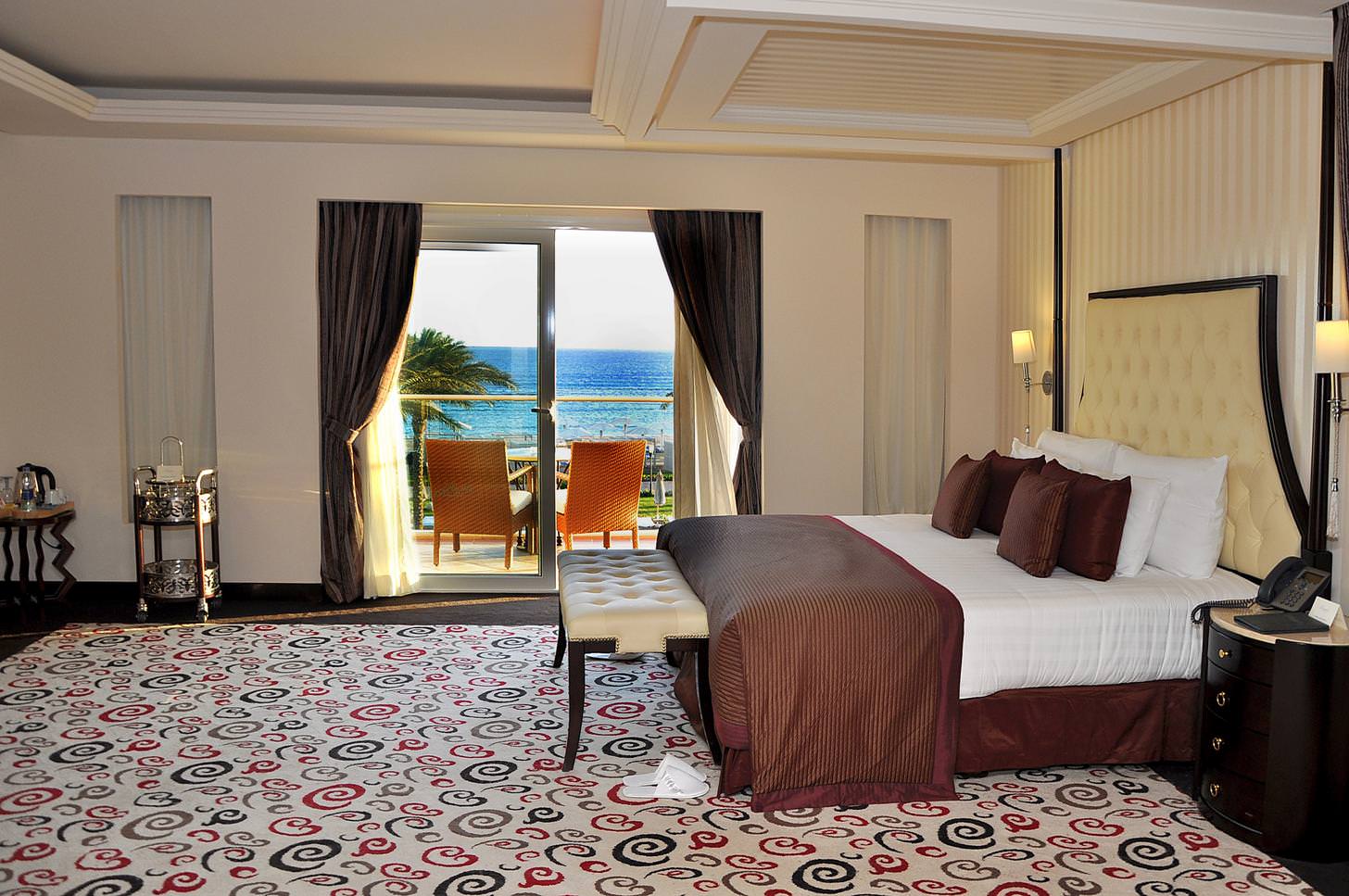 Room, Double Bed, Pool View
