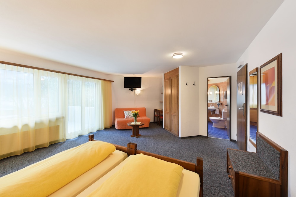 Schlosshotel - Self Check-In Hotel am Schlosspark 15/47