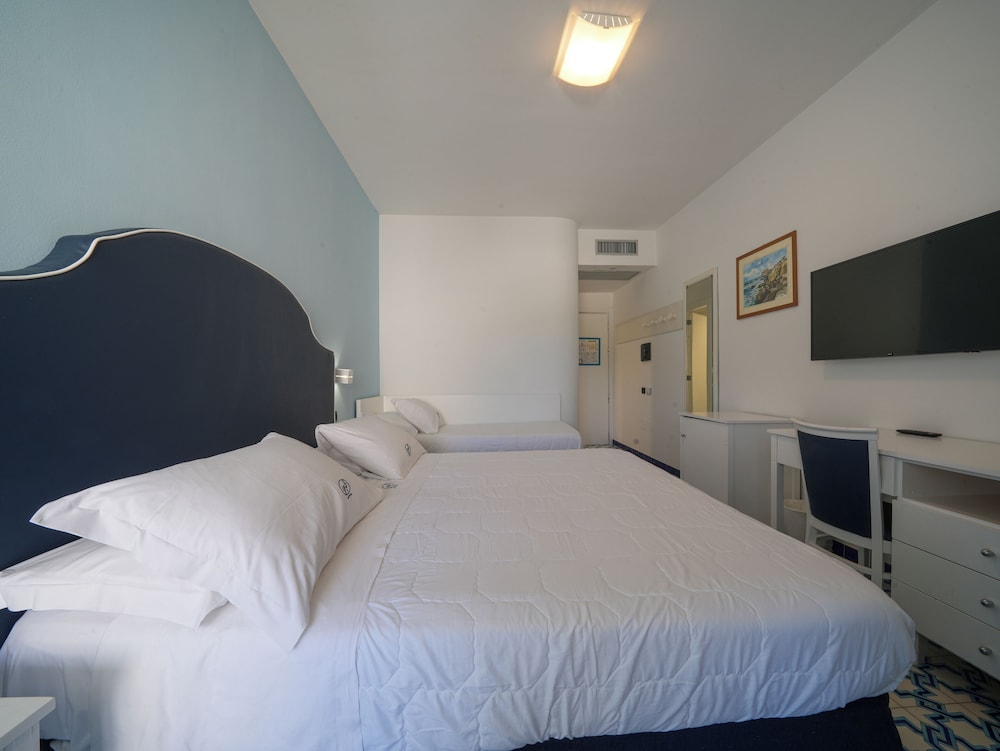 Hotel Saline Palinuro 8/50
