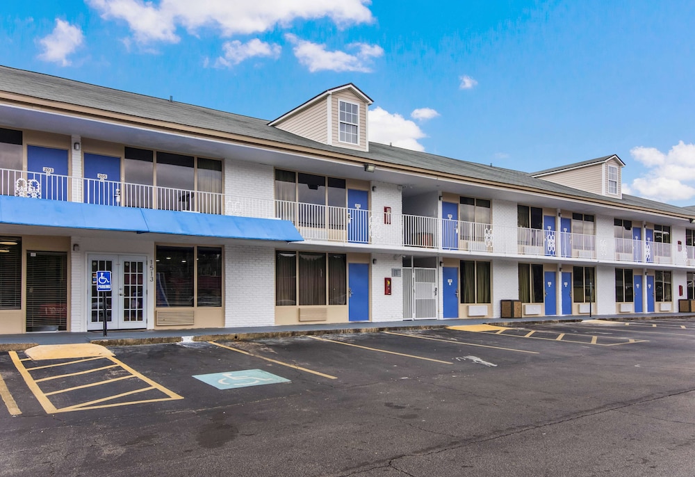 Studio 6 Extended Stay - Lagrange, GA 47/50