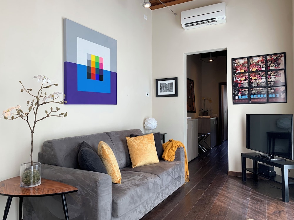Florence Art Apartments 20/41