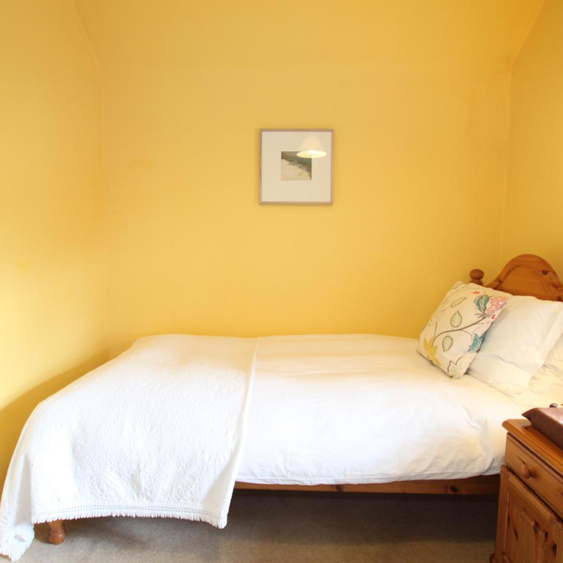Colonsay Hotel 37/50