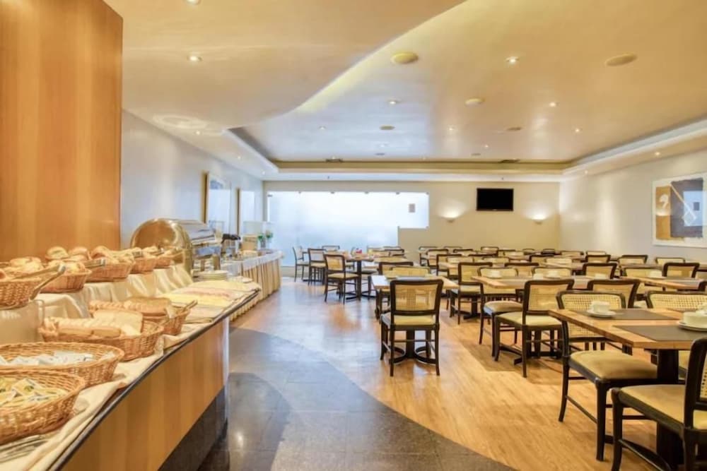 Premier Copacabana Hotel 27/37