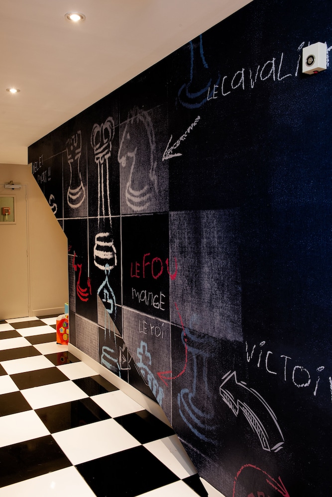 Ibis Styles Rouen Nord Barentin (Ex Ibis) 11/74