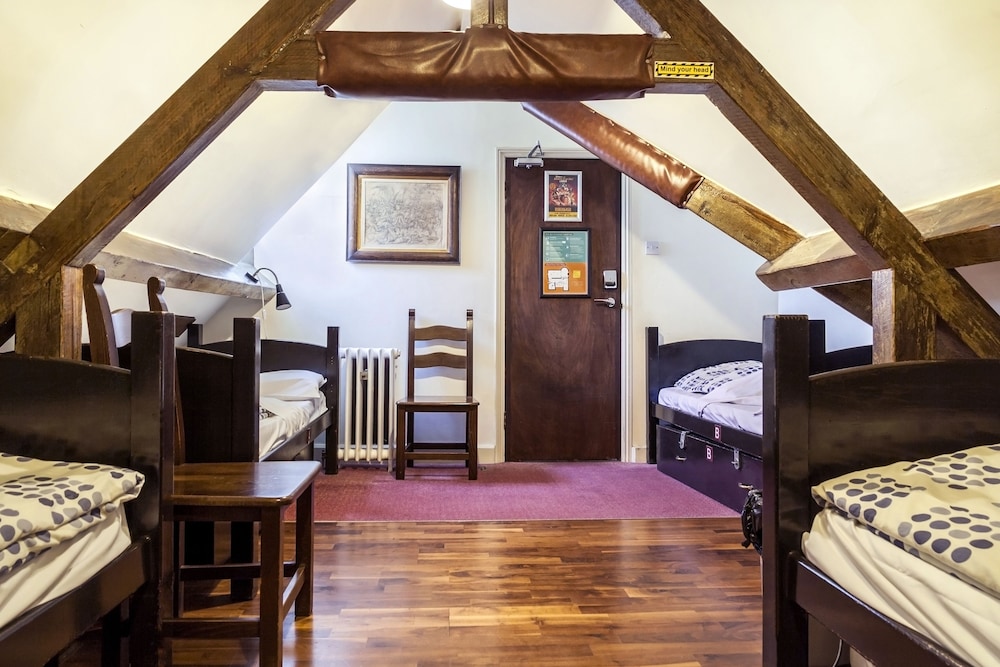 Palmers Lodge Swiss Cottage 15/72