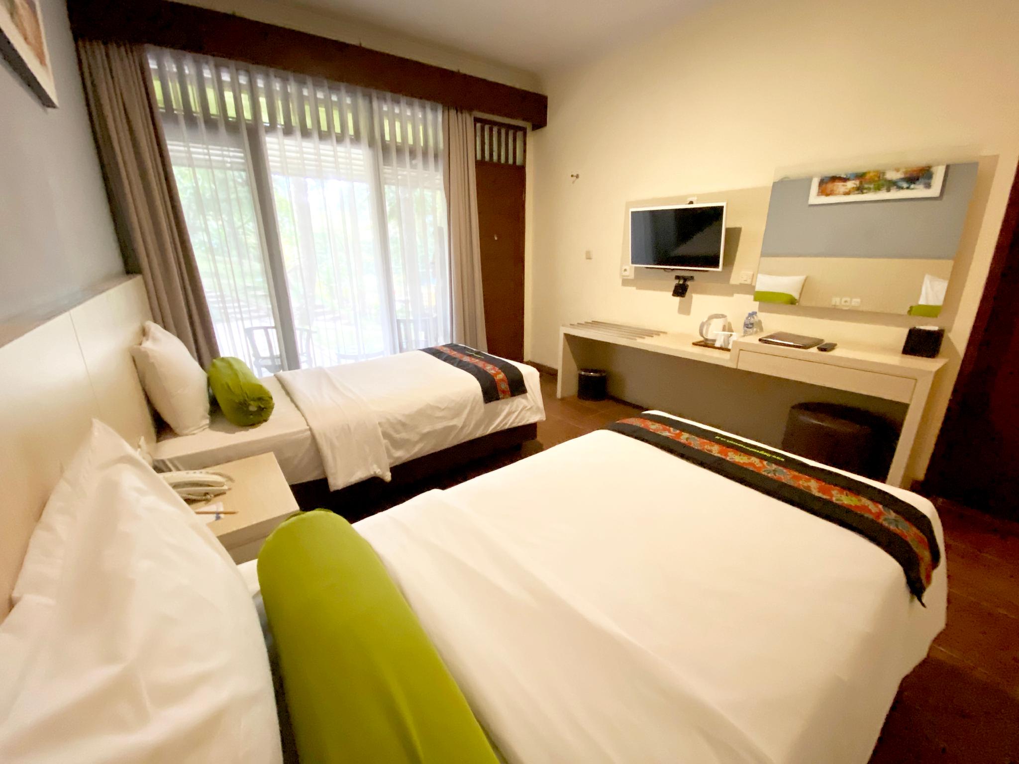 Deluxe, Twin Beds, Balcony