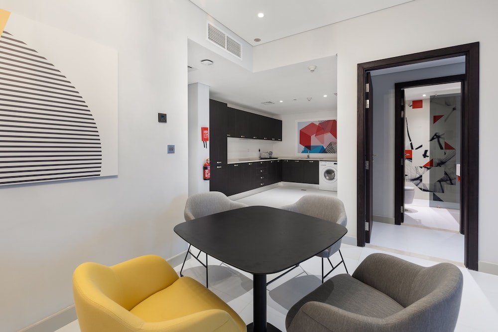 Studio M Arabian Plaza 39/53