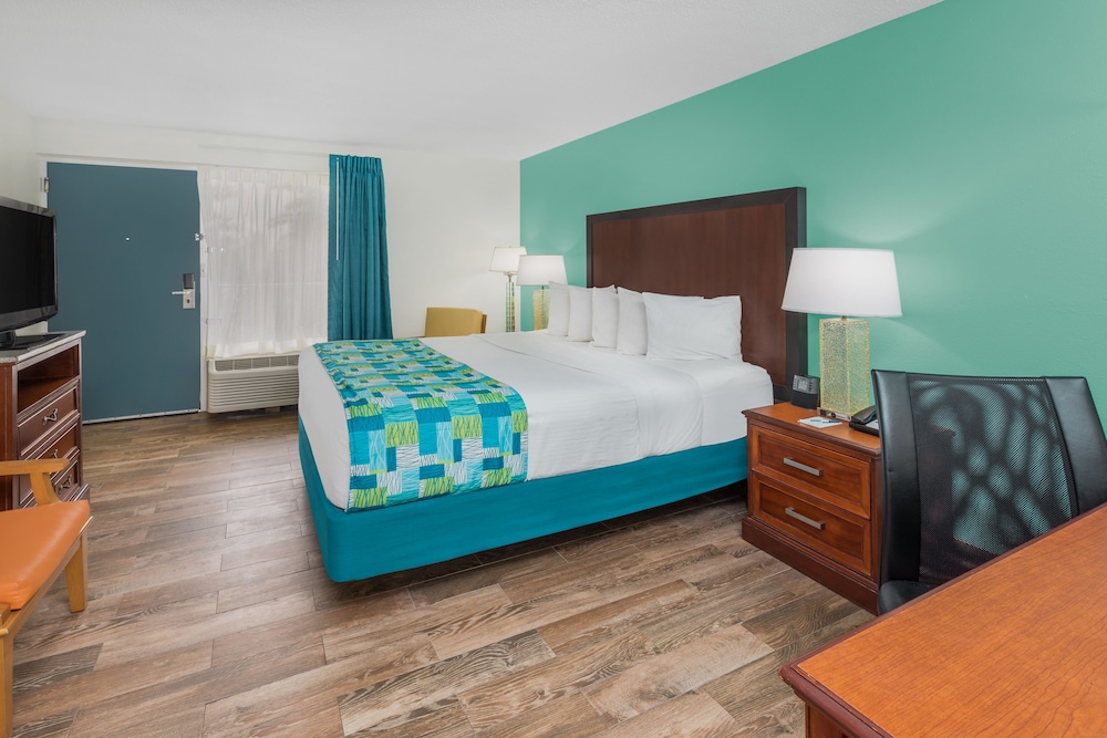 Surf Sand Hotel 16/57