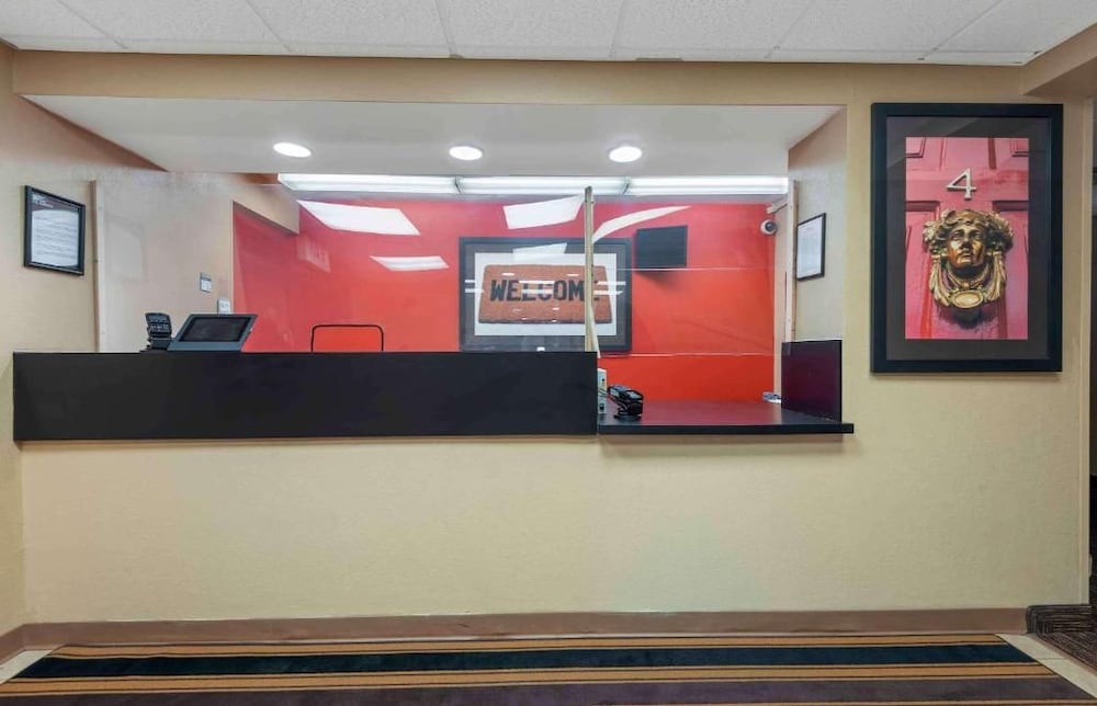Lobby at Studio 6 Corporate Extended Stay Amherst Buffalo NY, BUFFALO - NY