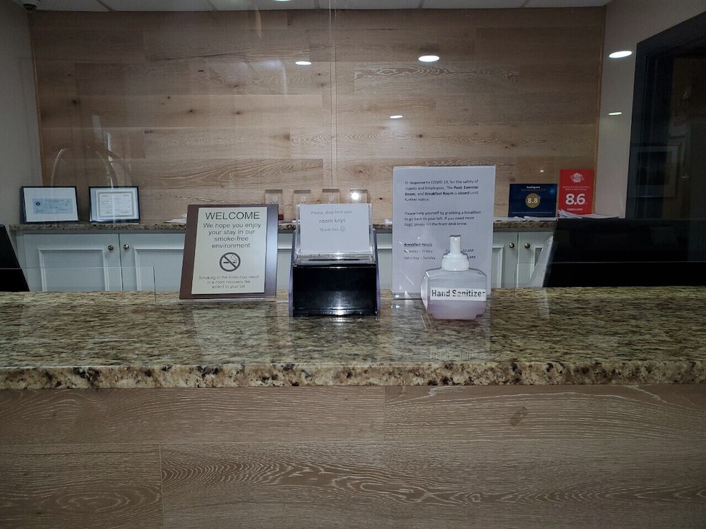 Country Inn & Suites by Radisson, Buford at Mall of Georgia, GA 21/51