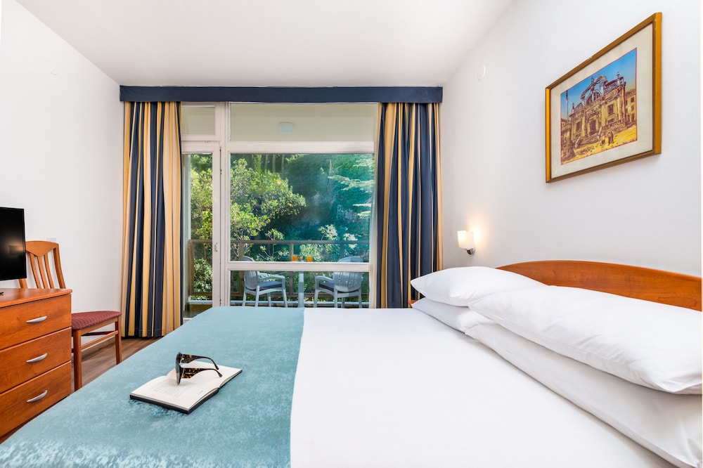 Hotel Vis 25/61