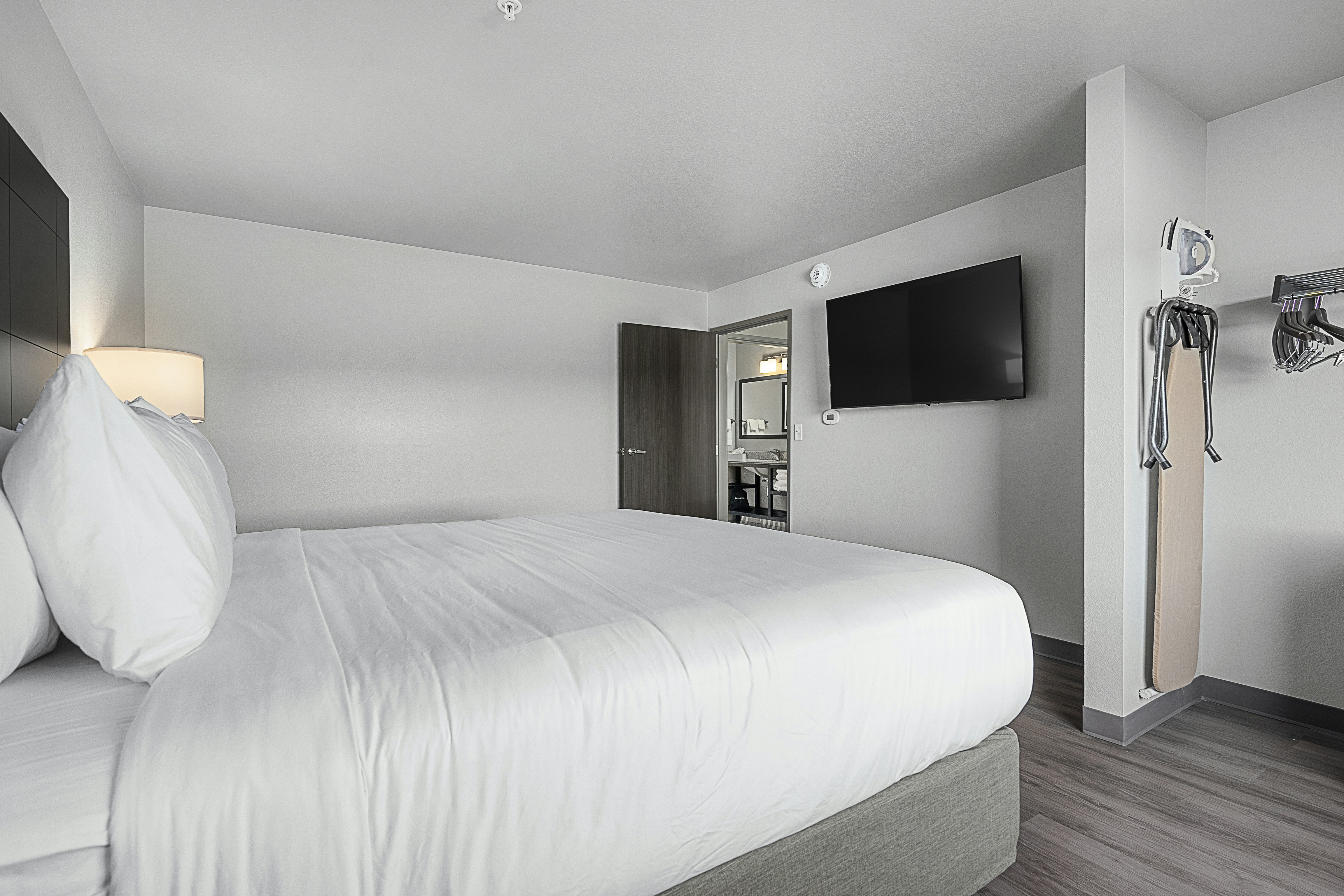 Riverstone Suites - Chippewa Falls 19/50