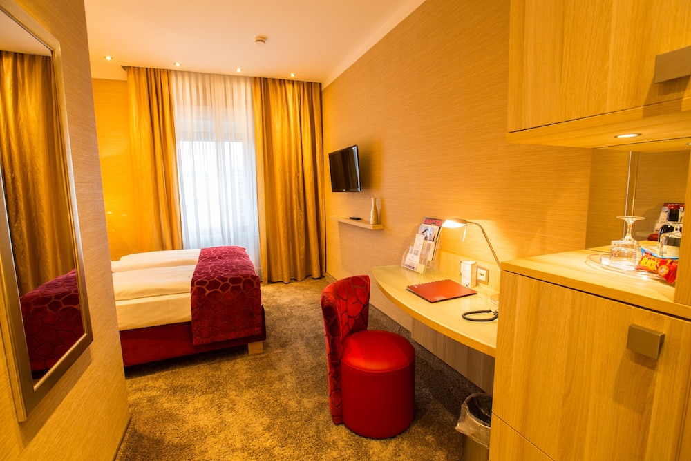 Hotel Hammer - Mainz Hauptbahnhof 66/66