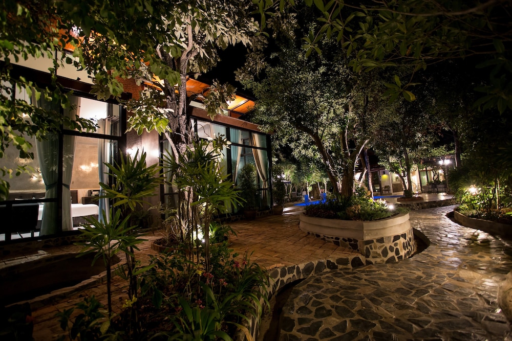 Foresto Sukhothai Guesthome 58/63