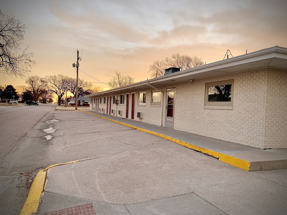 ANNIE OAKLEY MOTEL OAKLEY 53/66