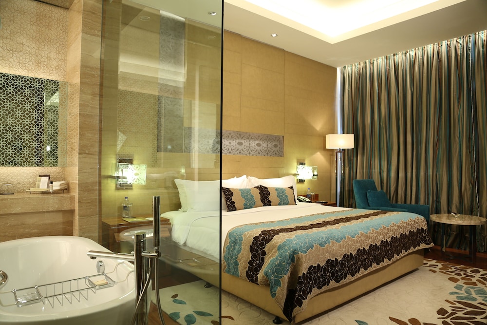 Taj City Centre Gurugram 20/80