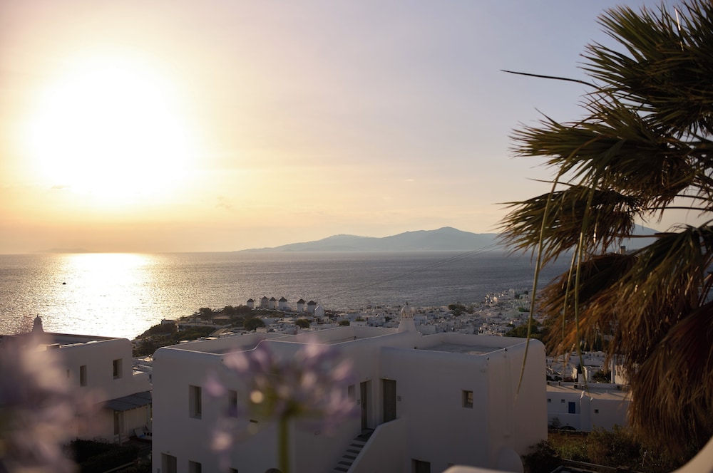 Anandes Hotel - Adults Only 53/63