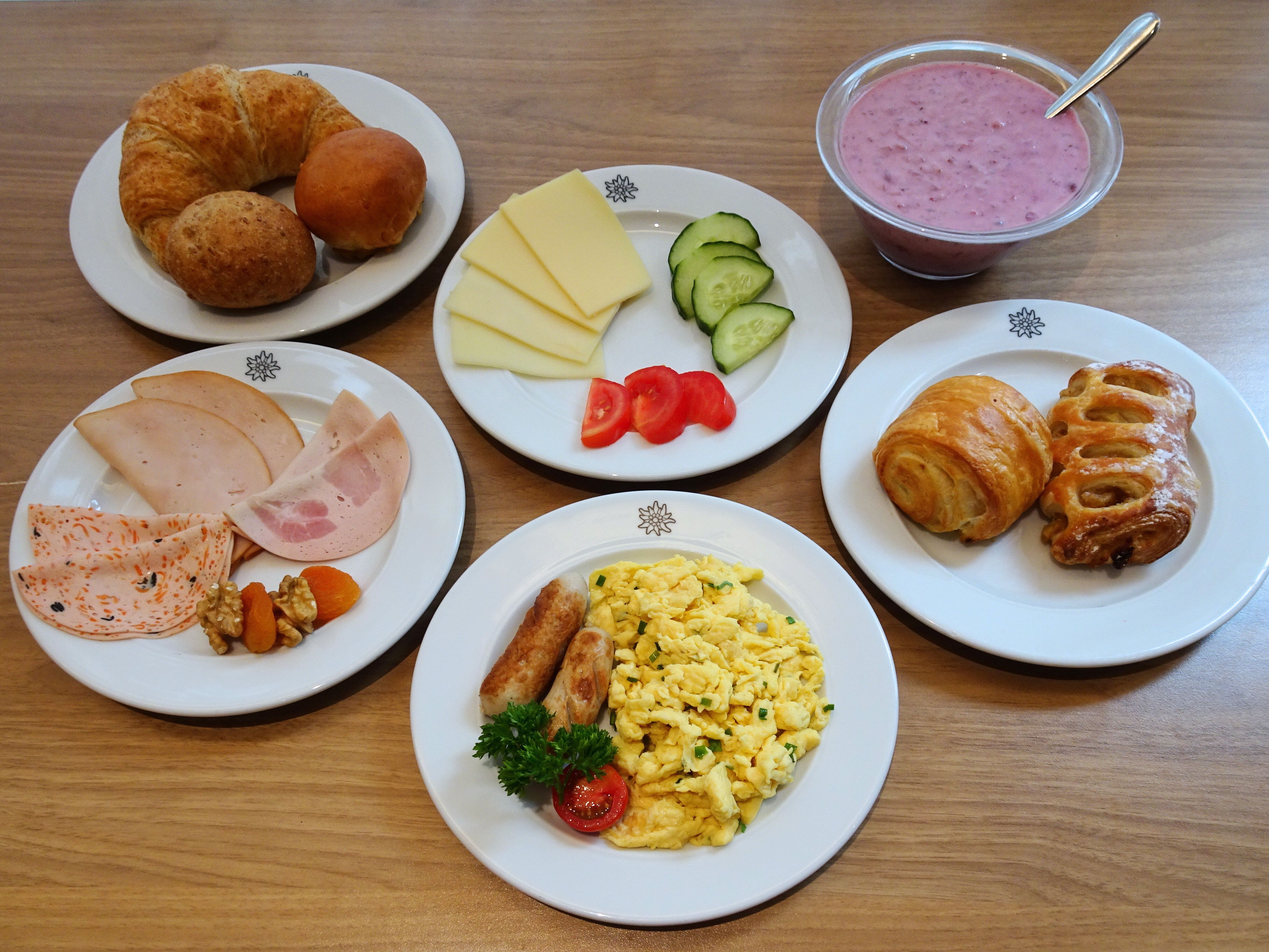 Holiday Inn Express Geneva Airport 24/39