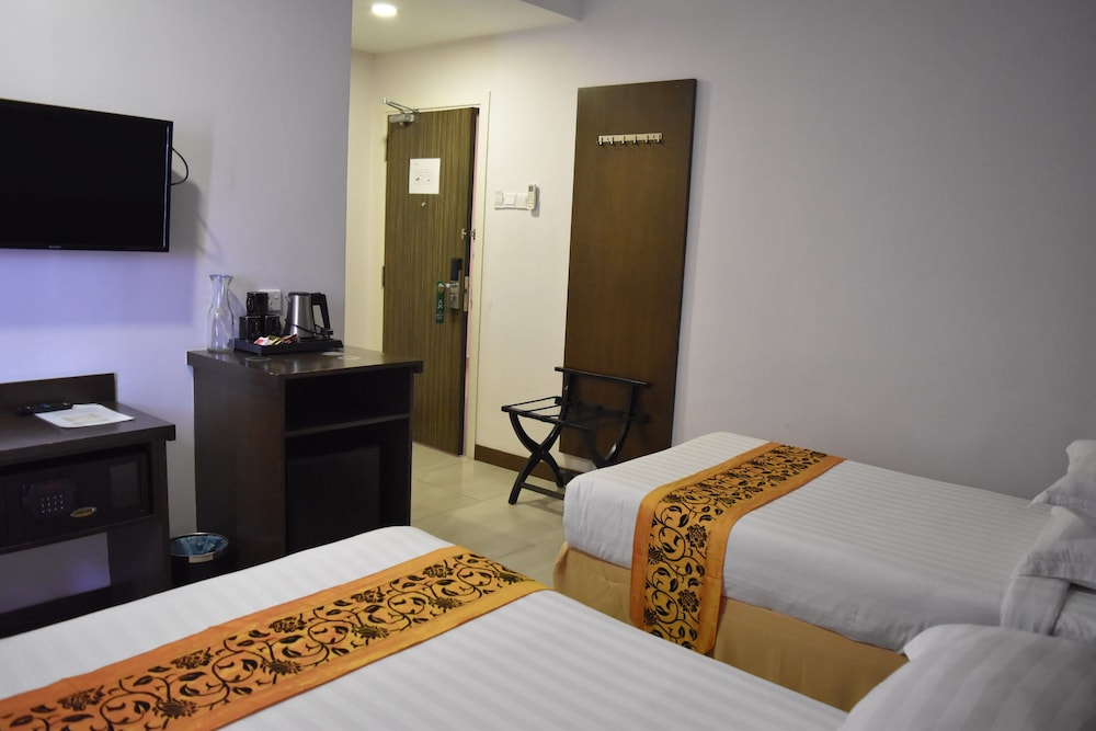 Sunrise Hotel 20/46
