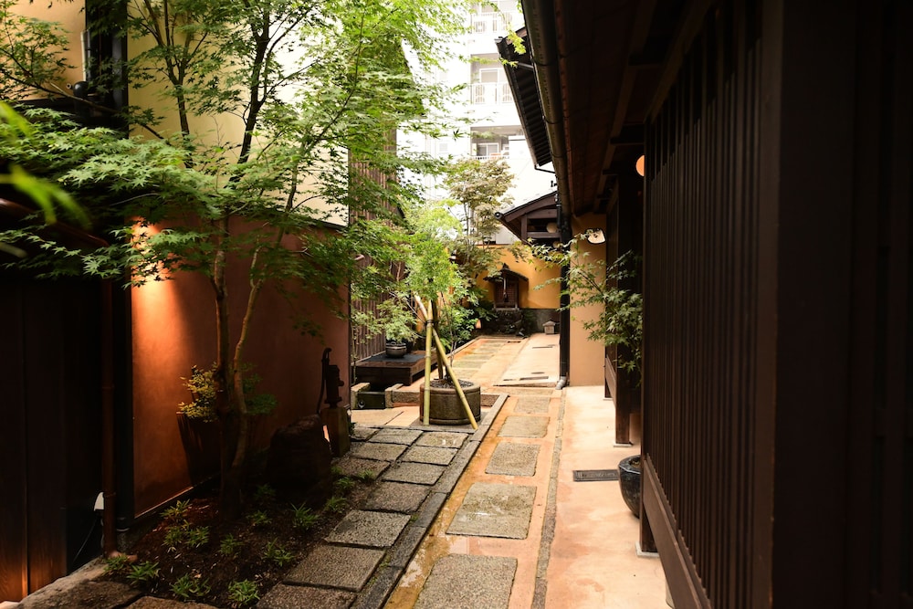 Village Kiramachi 42/50