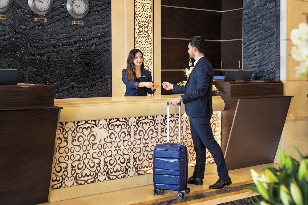 Golden Tulip Doha 12/67