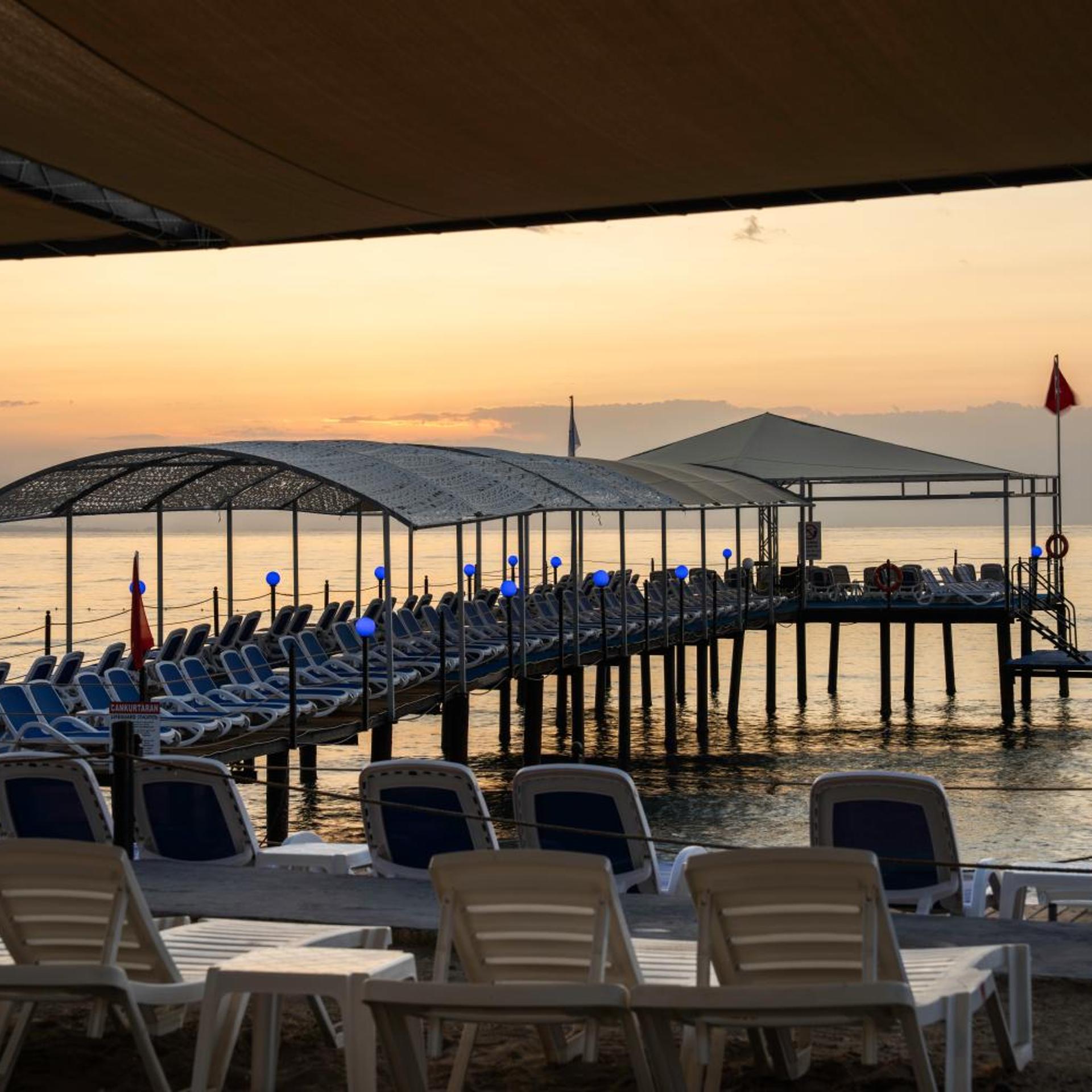 Ring Beach Hotel 27/45