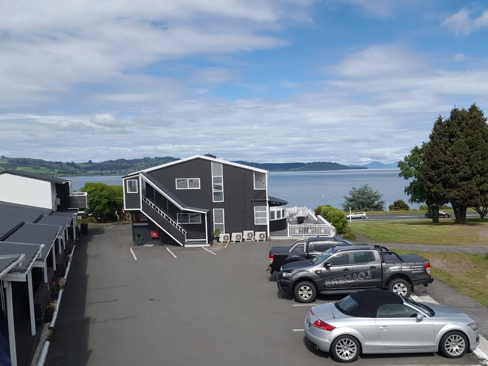Vu Thermal Lodge 56/70